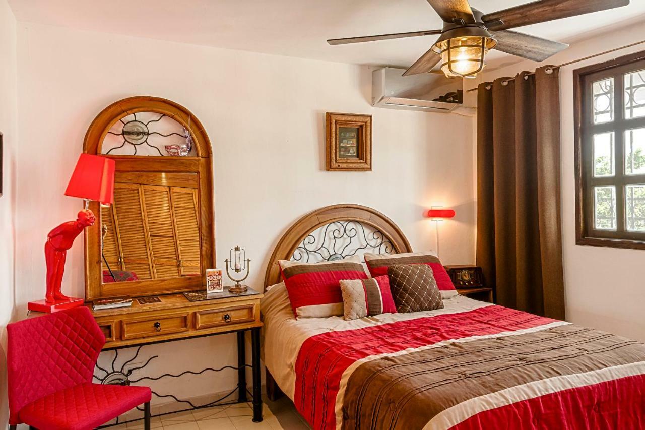 Casa Blanca Boutique & Organic Bed & Breakfast Cancun Exterior photo