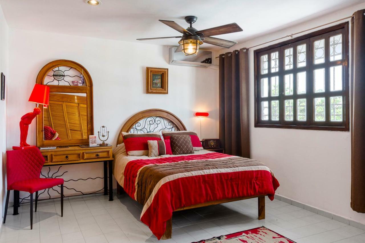 Casa Blanca Boutique & Organic Bed & Breakfast Cancun Exterior photo